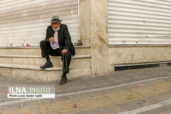 
احتمال حمله به حداقل دستمزد و حقوق بازنشستگی در ماه‌های آینده